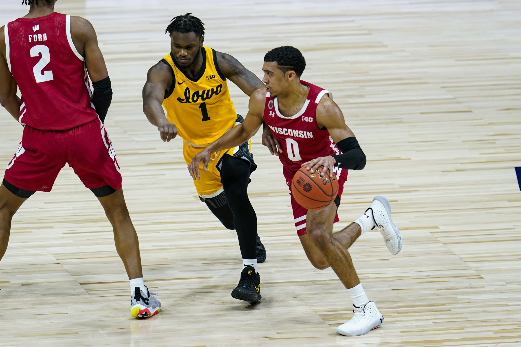 B10 Wisconsin Iowa Basketball